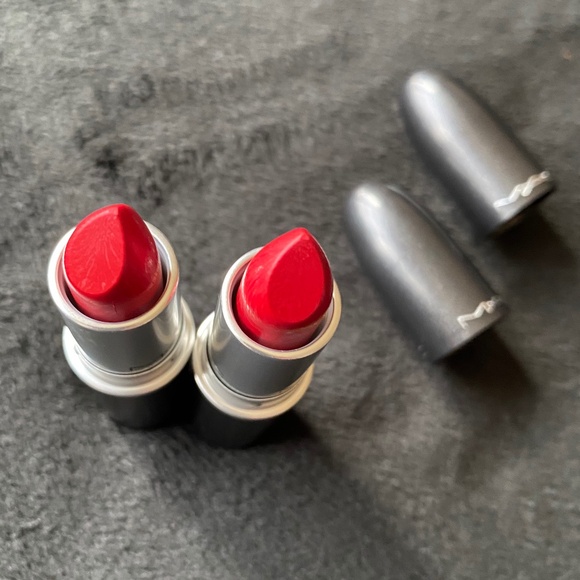 New Lot of 2 MAC Ruby Woo Retro Matte Lipstick Full size - Picture 2 of 4